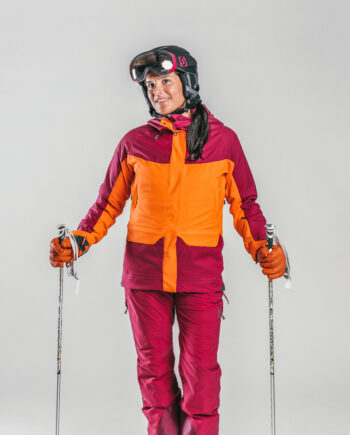 Oxygène Ski & Snowboard School Lady Skier with Helmet