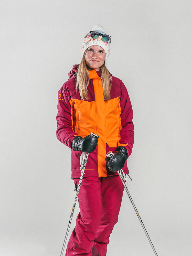 Oxygène Ski & Snowboard School Female Adult with Ski Poles 2